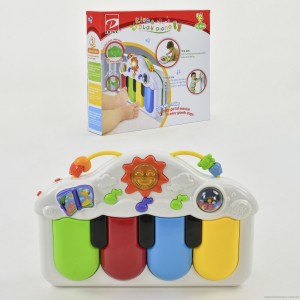 Музыкальная игрушка пианино Kick & Play Piano 6821
