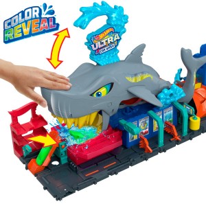 Игровой набор автомойка Hot Wheels City Ультра Акула с цветной игрушечной машиной HTN82